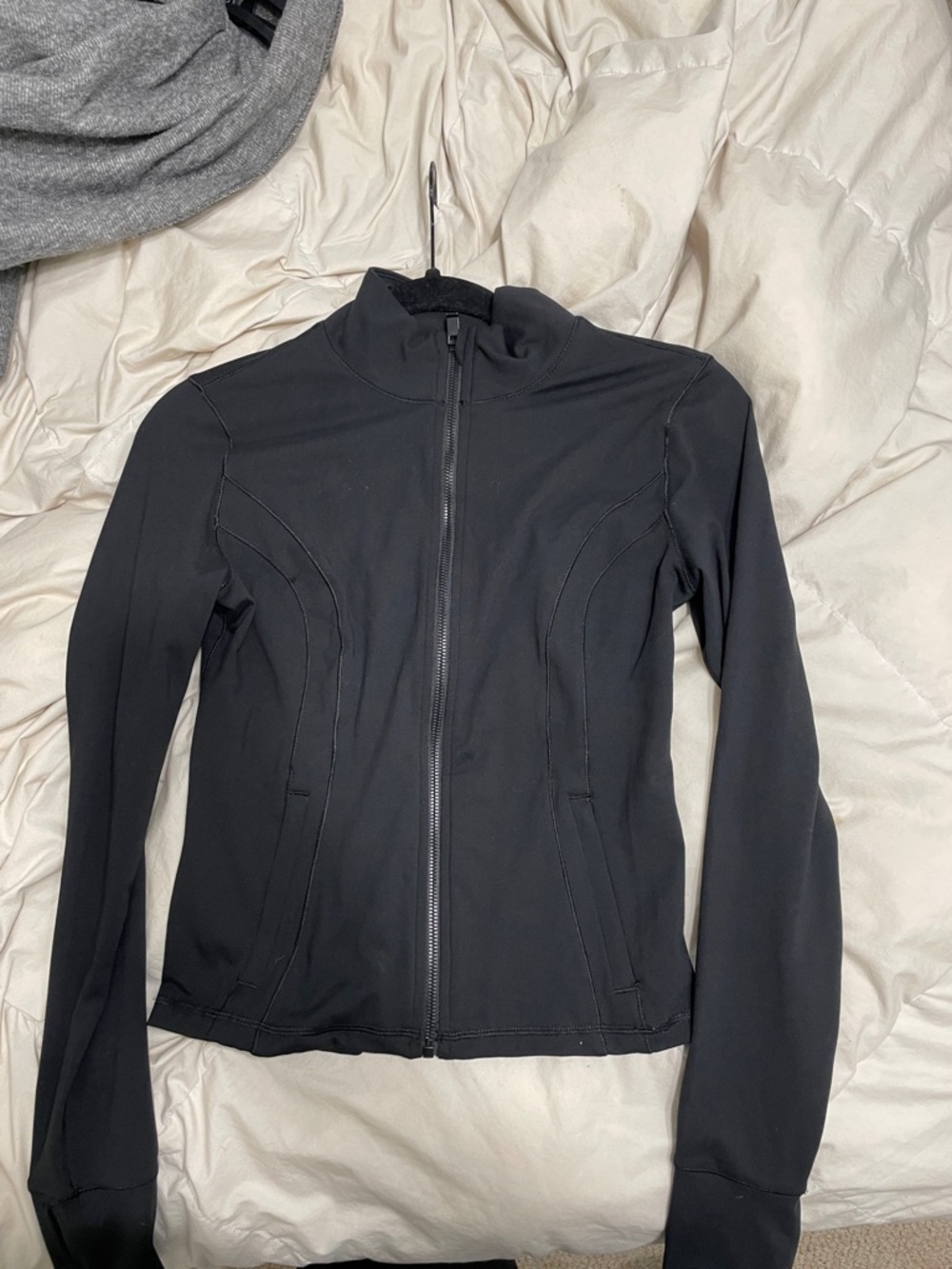 Women’s black gym zip up running long sleeve shirt